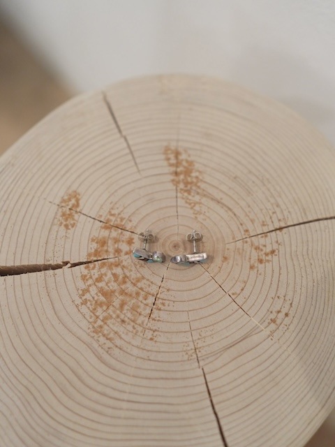 ＜Indian Jewelry＞bird Inlay pierce