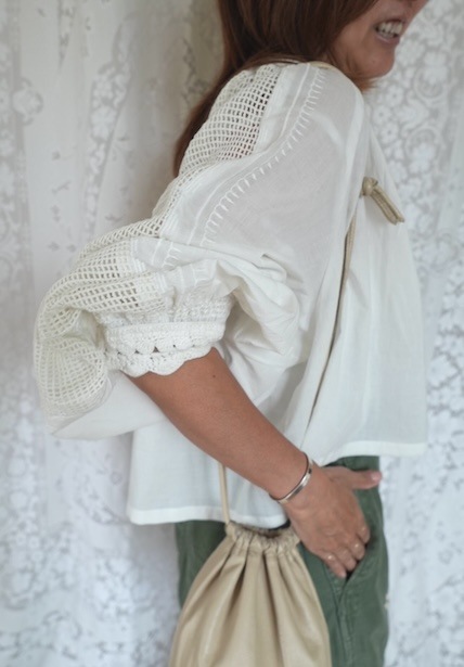 ＜select＞cotton lace blouse