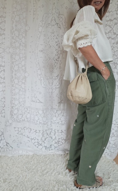 ＜select＞cotton lace blouse