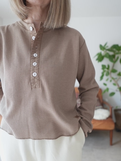 <select>botanical dye henley neck thermal