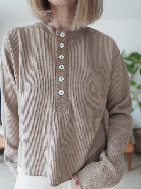 <select>botanical dye henley neck thermal