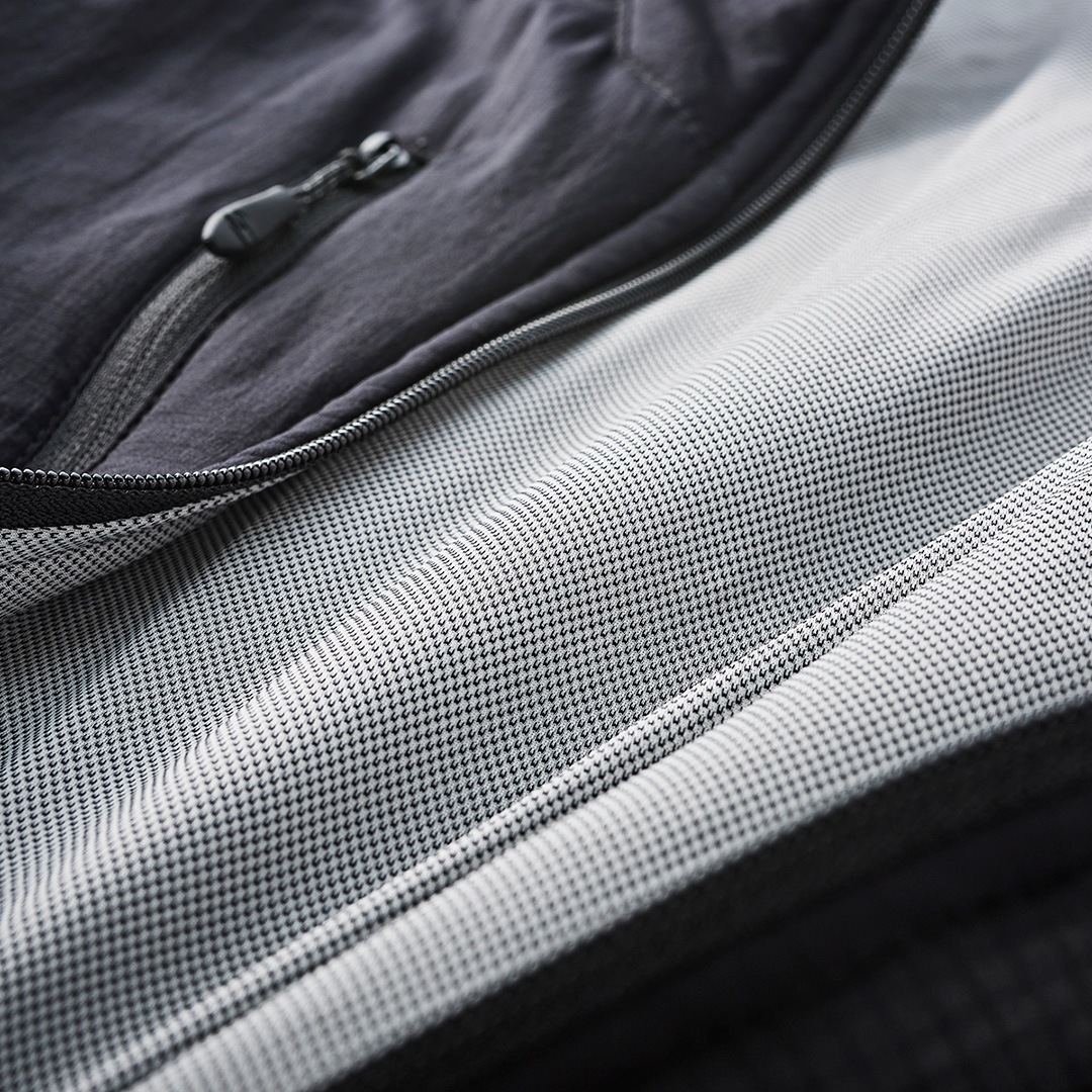 BSJ-PAJ3 finetrack��BLUESTORM���ݥꥴ�󥢥��ȥ��㥱�å�