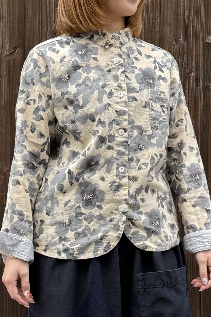 【BlueTrick】 裾ラウンドブラウス　桜プリント グレー
