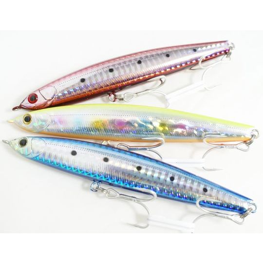 新品　ミノー　17個　 7cm 10cmなど　ケース付き　ジップベイツ　バスディ 新品 ミノー 17個 7cm 10cmなど ケース付き ジップベイツ