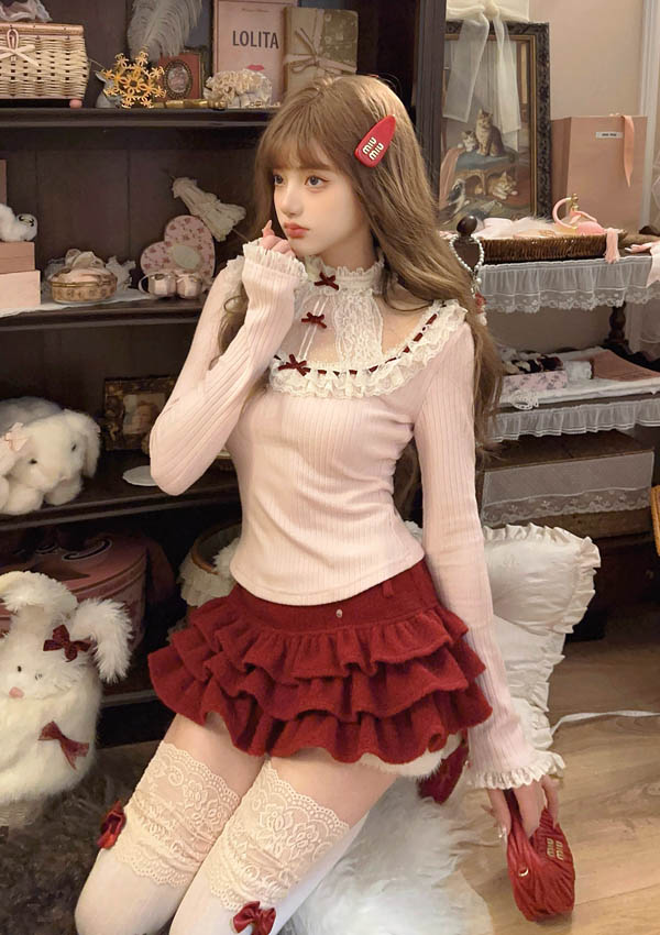 ガーリーファッションのミニリボンフリル裾ファースカート