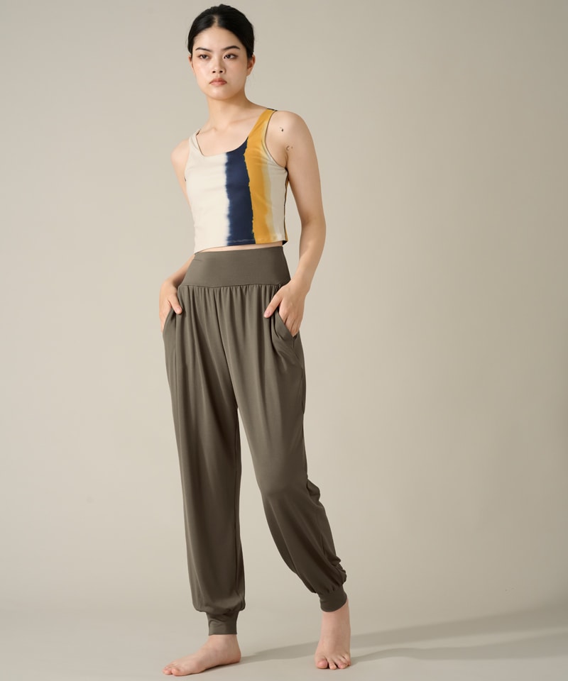 【COCOTEX（ココテックス）】アラジンパンツ グレイッシュカーキ