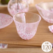 御猪口 酒器 おしゃれ 日本製 桜咲く 春の盃 お猪口  国産ガラス かわいい 和風 津軽びいどろ 青森 ピンク|日本酒・焼酎用|酒器・お酒