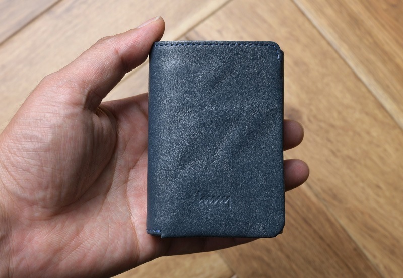 hmny casual 三つ折り財布 小銭入れ付き  メンズ おしゃれ レザー カラフル コンパクト ミニ財布 大人 遊び心 hmny casual 三つ折り財布 小銭入れ付き メンズおしゃれ/レザー