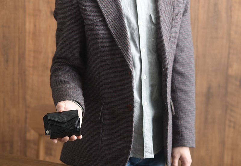 WINS FACTORY swing Pocket wallet ベルーガレザー 三つ折財布 小さい