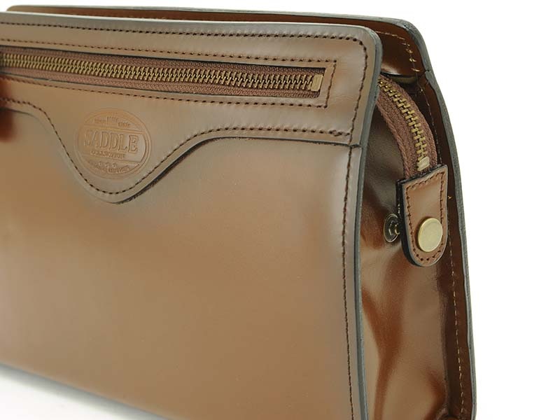 SADDLE シャドー牛革セカンドバッグ チョコ メンズ セカンドバッグ 本