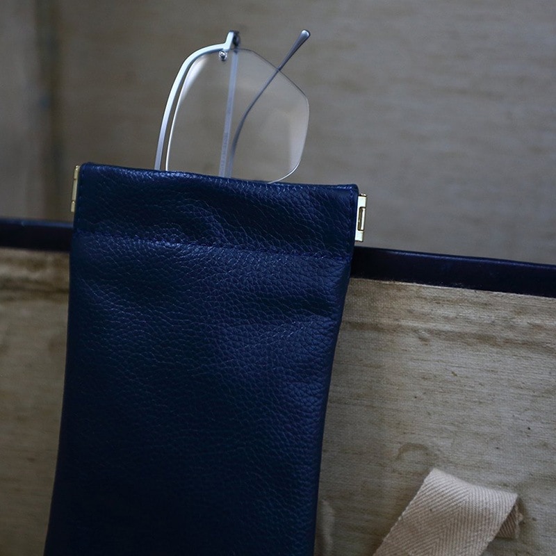 DIFFUSER メガネケース SHRINK COW MULTI CASE めがねケースソフト/本