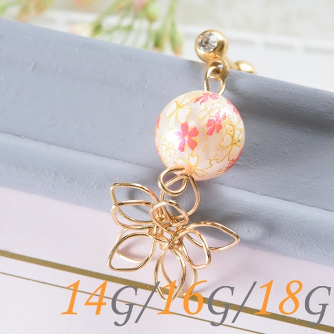 e.m.ピアス　3点セット　花　パール　美品　ビンテージ フラワーピアス 花 花びら ホワイト パール 3連 チェーン