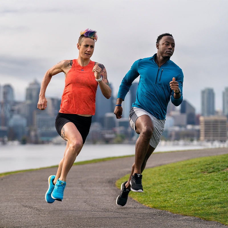 ��50%OFF�ۥȥݥ�����ƥ��å�/Topo Athletic® FLI-LYTE3�ʥե饤�饤��3�� Blue/Yellow ��� ���˥󥰥��塼�������ʡ����Բġ�