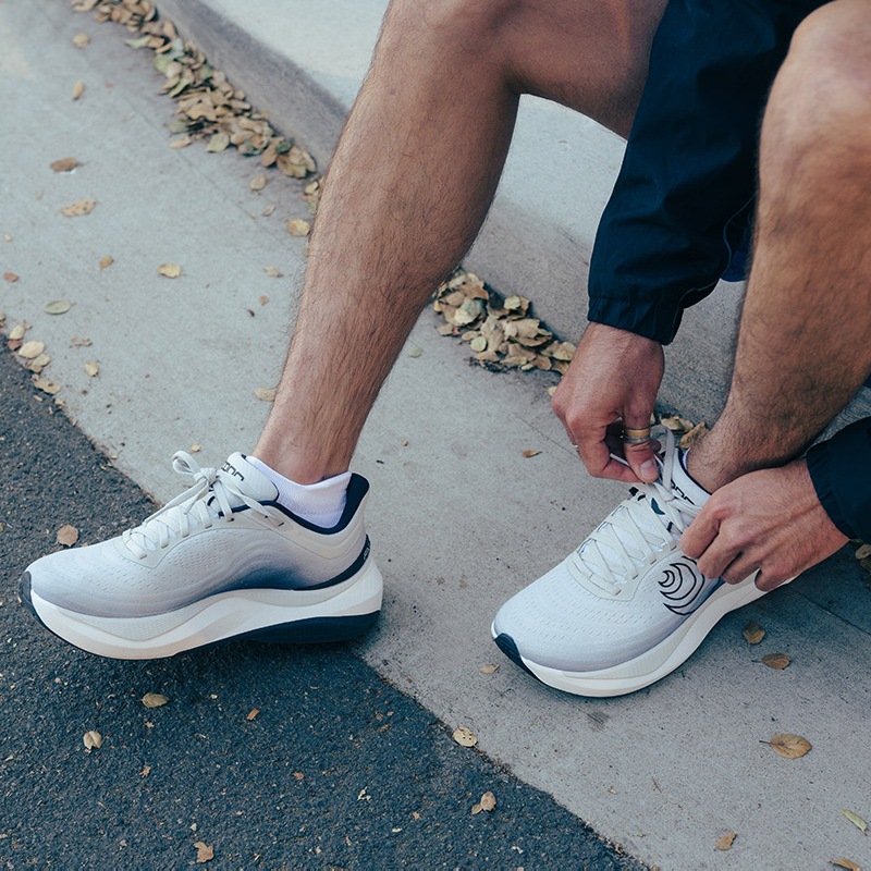 ȥݥå/Topo Athletic AURAʥ˥ ˥󥰥塼