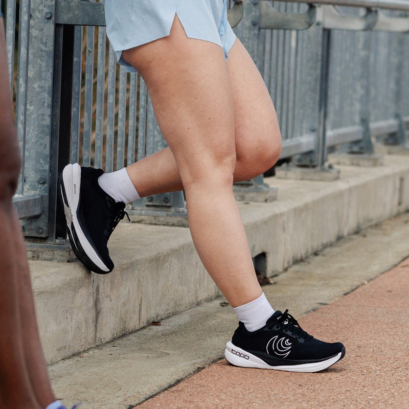 �ȥݥ�������å�/Topo Athletic PHANTOM 4�ʥե���ȥ� 4�˥������ ���˥󥰥��塼��