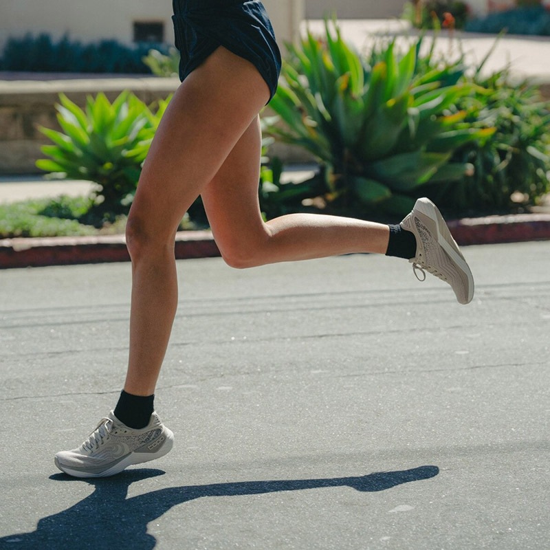 �ȥݥ�������å�/Topo Athletic ULTRAFLY 5�ʥ���ȥ�ե饤 5�˥������ ���˥󥰥��塼��