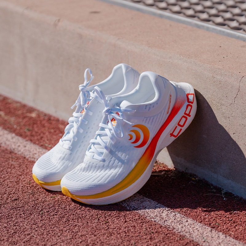 ȥݥå/Topo Athletic SPECTER 2ʥڥ2˥ ˥󥰥塼
