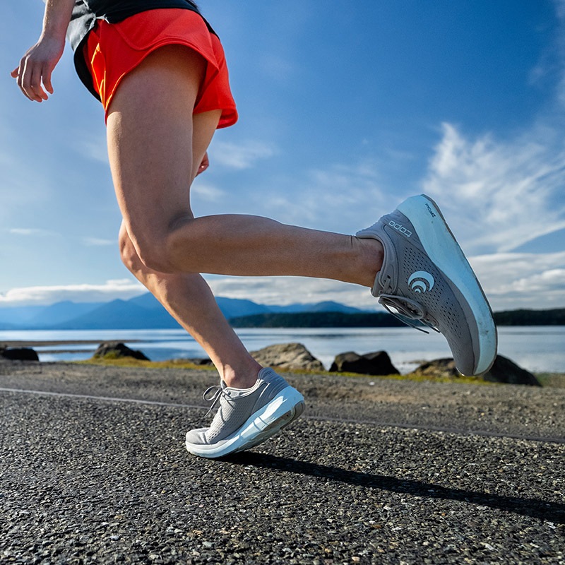 �ȥݥ�������å�/Topo Athletic PHANTOM 3�ʥե���ȥ� 3�˥������ ���˥󥰥��塼��