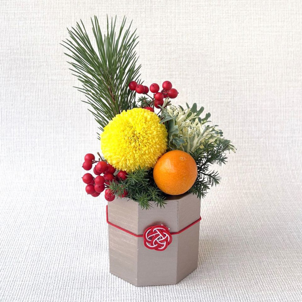 お正月アレンジメント｜八角ゴールド｜S