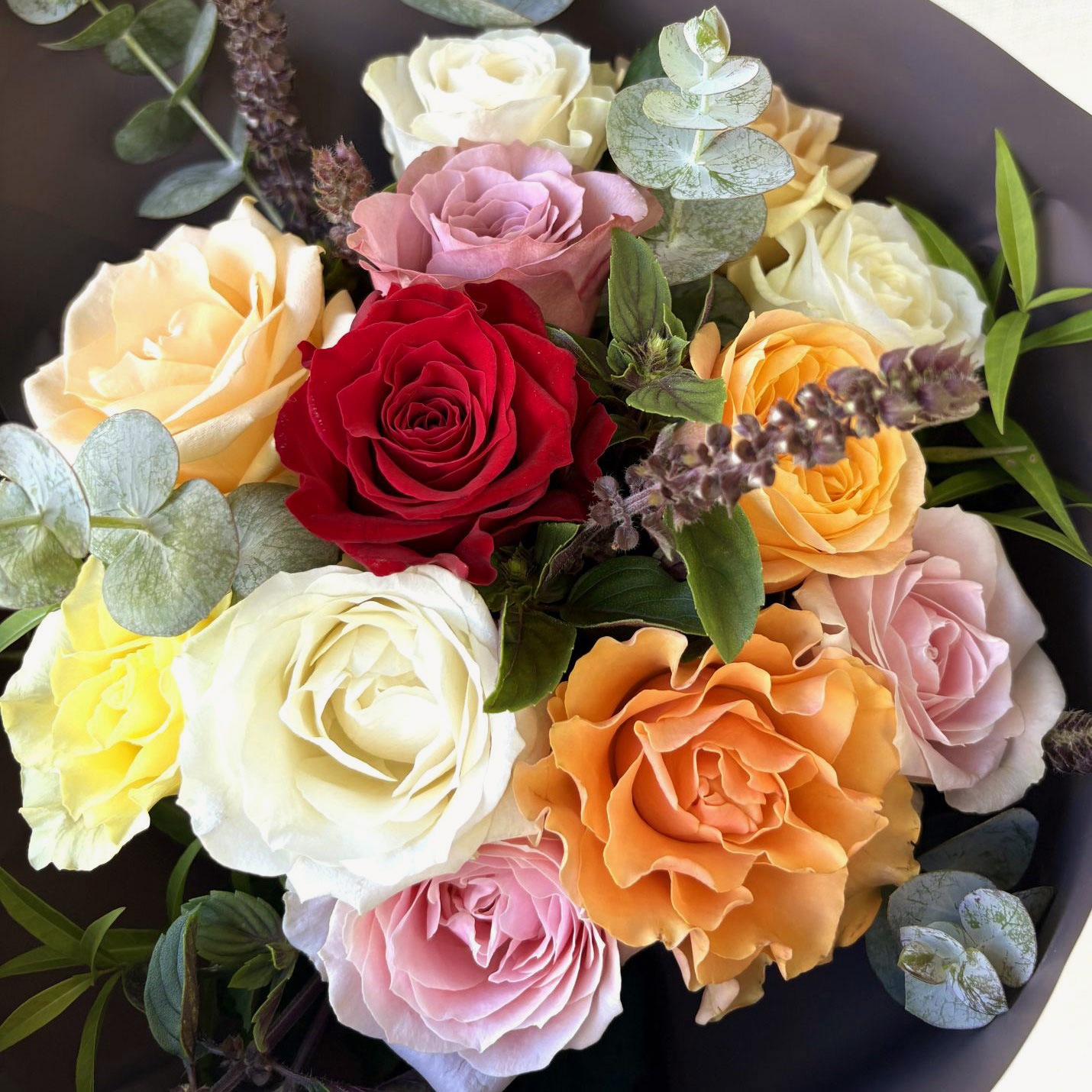 12本のバラのブーケ｜國枝バラ園 | すべての商品 | ［フルーリストボン