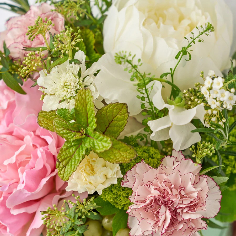 【母の日】ピオニーBOXアレンジメント｜5/7～10お届け