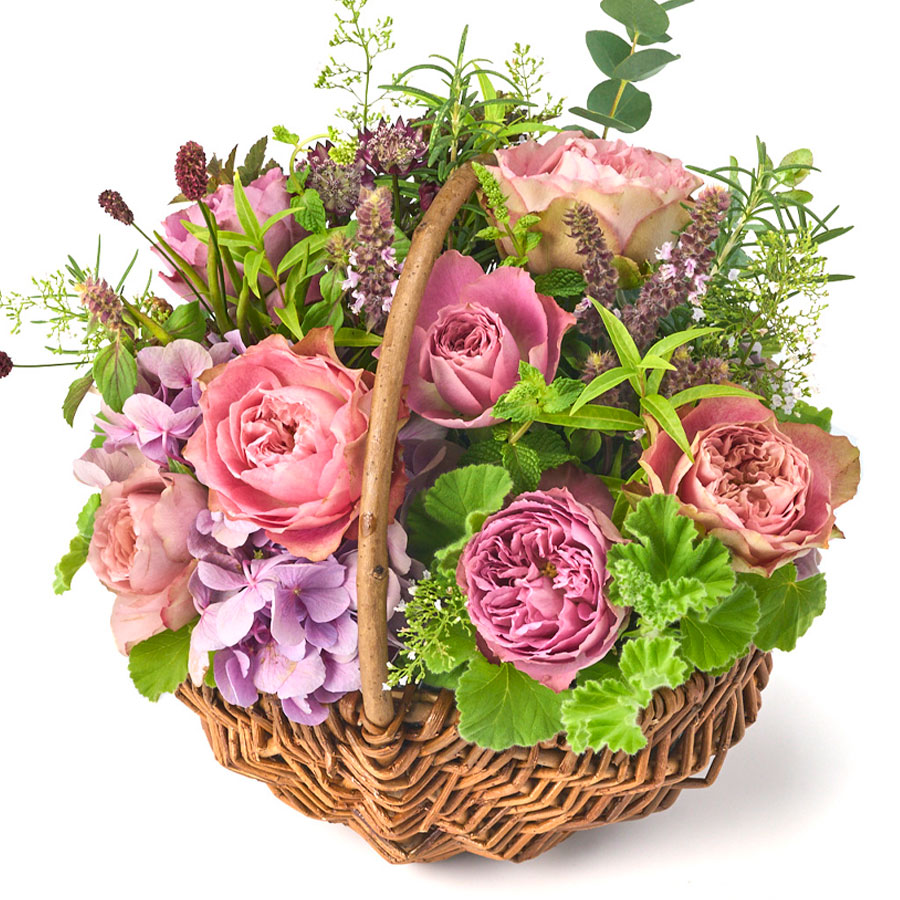 オリジナルローズと草花のバスケットアレンジメント｜堀木園芸