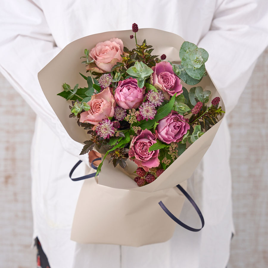 オリジナルローズと草花のブーケ｜M｜堀木園芸