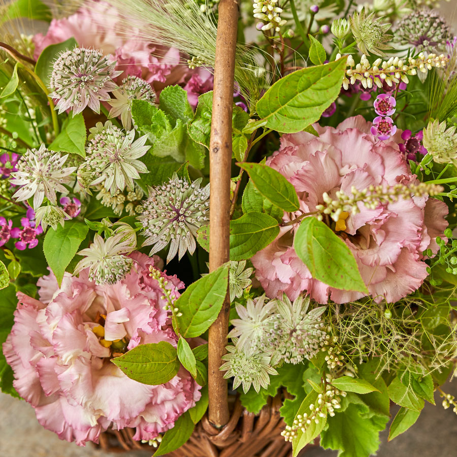 季節のバスケットアレンジメント｜M