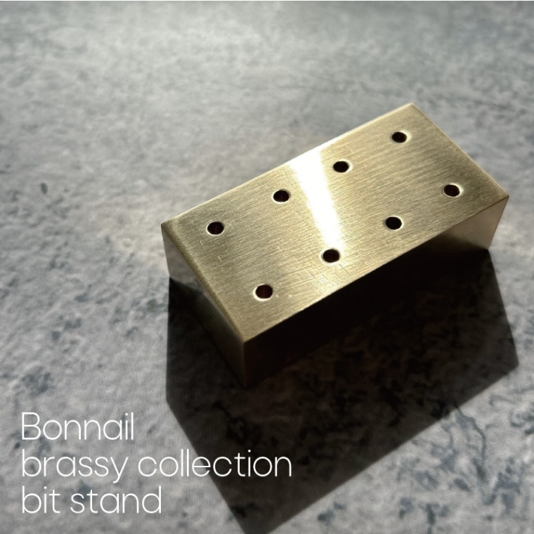 Bonnail brassy collection bit stand
