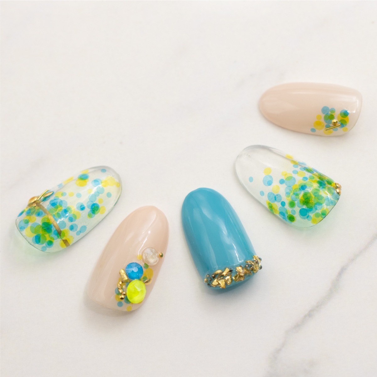 ボンネイル ジェルネイル ホロ アート パーツ 素材 ラウンド フィルム Bonnailシースルーホログラム アート用品 ラメ ホロ シェル Bonnail Online