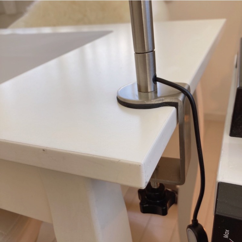 フレキシブル スリムデスクライト