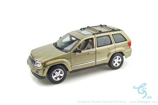 2005y ジープ グランドチェロキー 1/18ミニカー | アイテム＆グッズ