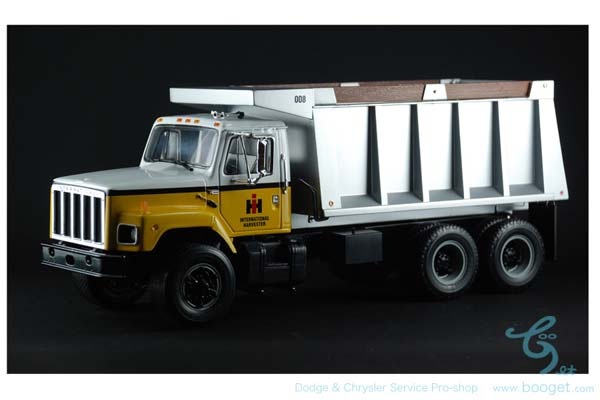 インターナショナル ダンプトラック 1/25 ミニカー | アイテム＆グッズ