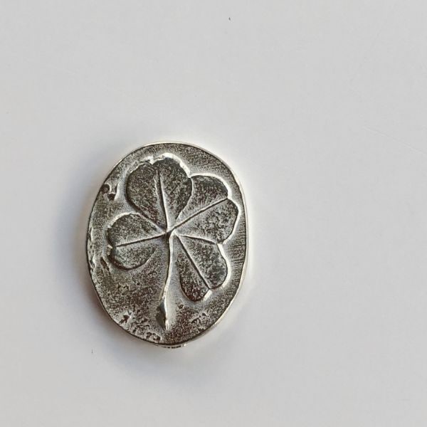 ポケットコイン　シルバークローバー