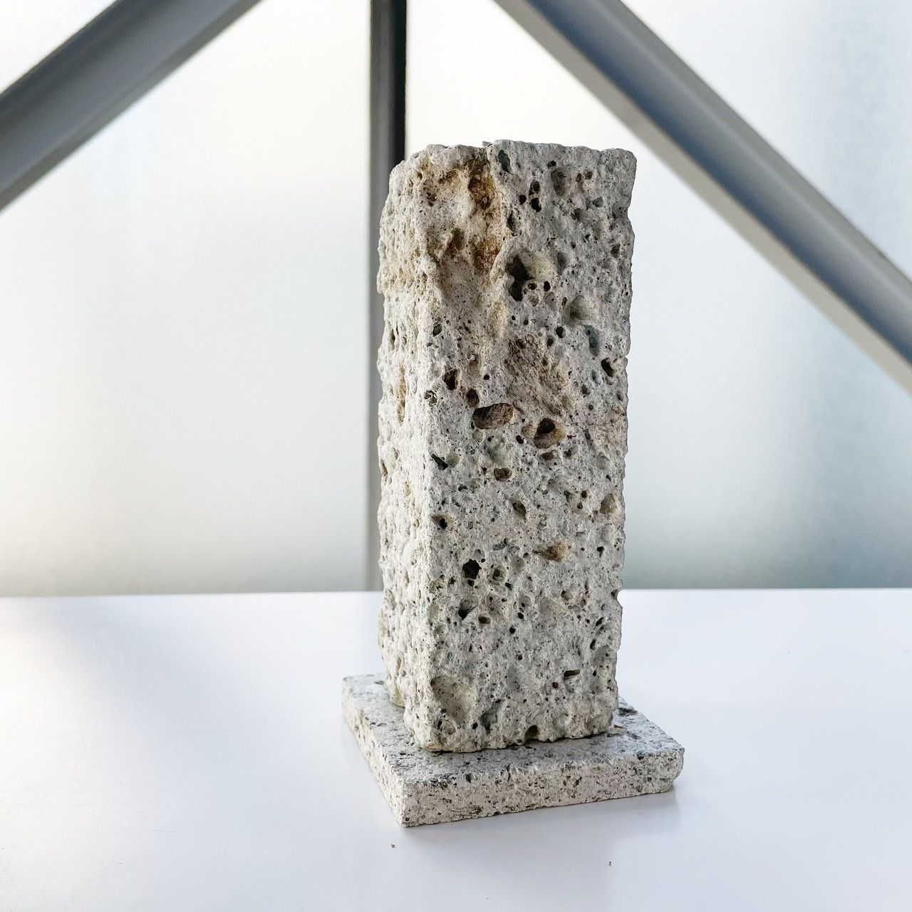 大谷石　一輪挿し　角　小　