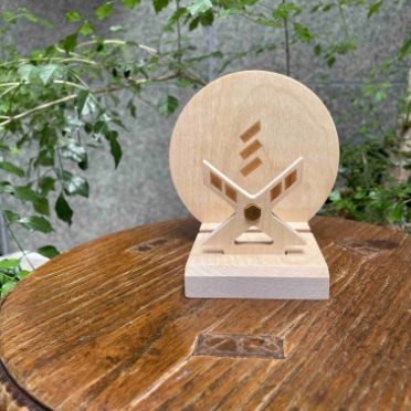 よすかのお社台座