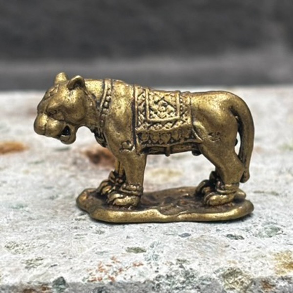 ミニ 虎  （AH）