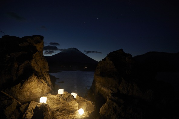 CARRY THE SUN Small / Cool Bright