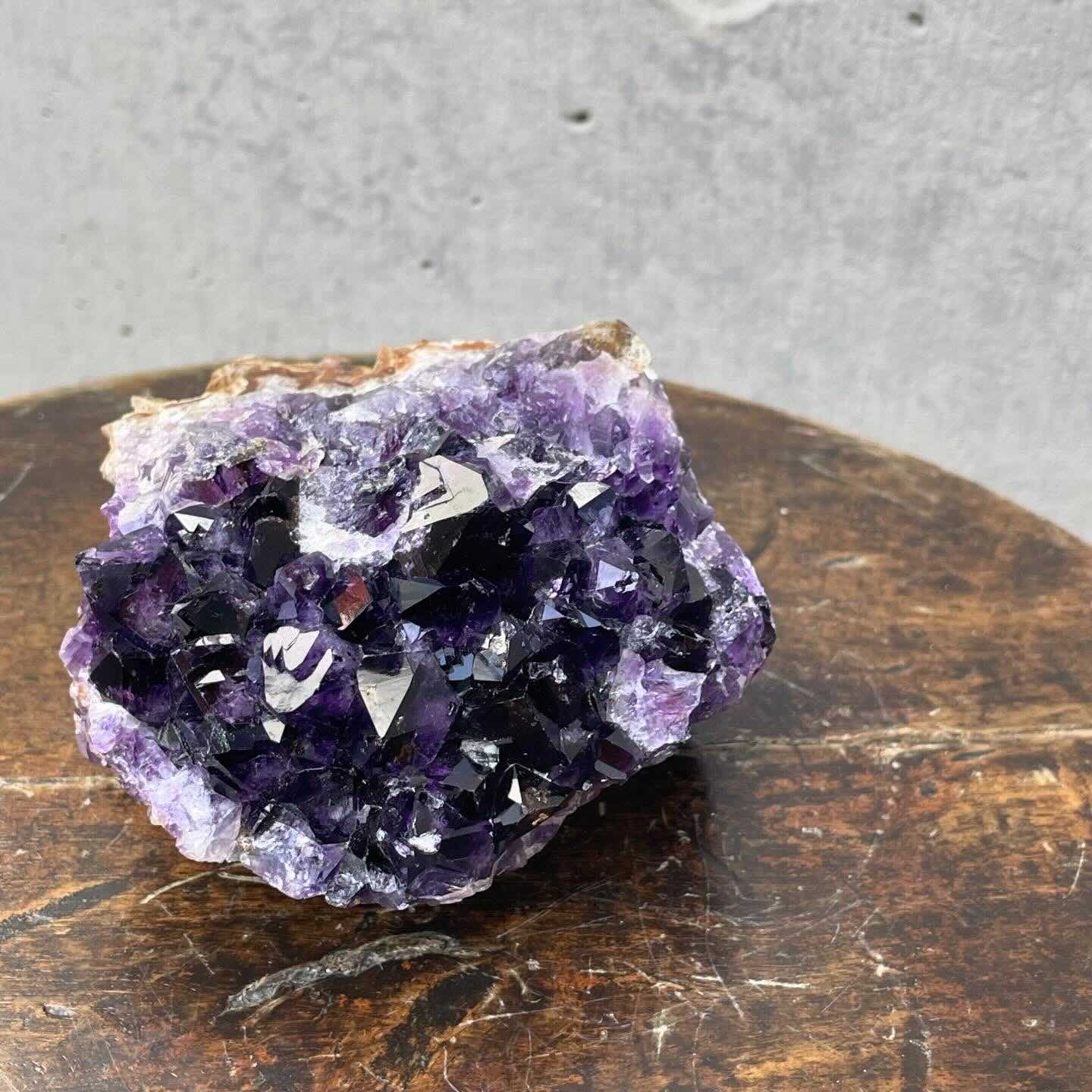 天然石　アメジスト　台座付き 4