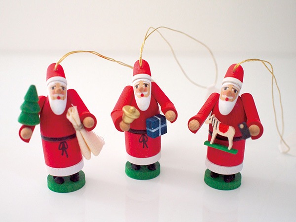 オーナメントサンタ 工芸品 クリスマス雑貨 赤ちゃん ドイツ 絵本と木のおもちゃの店ウーフ