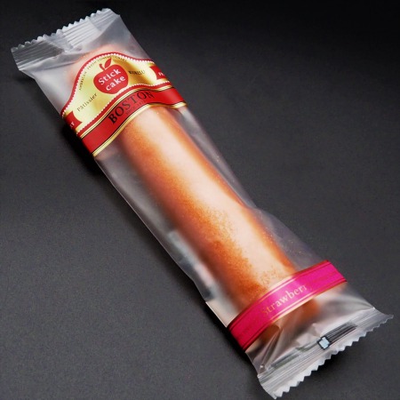 スティックケーキ【 苺 】 | スティックケーキ | 広島洋菓子ボストン