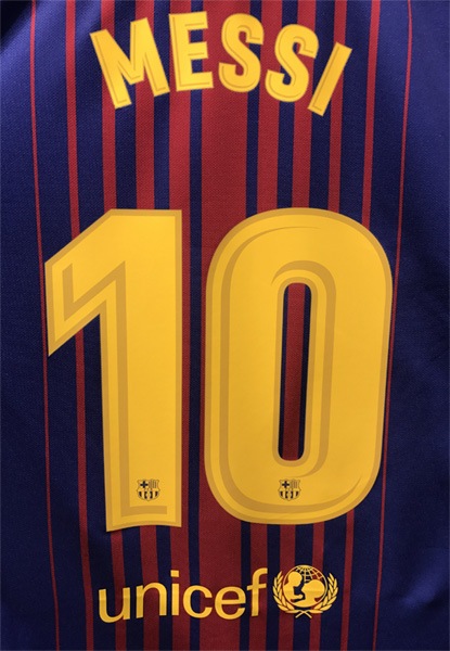 FC�Х륻���� 2017-18 ���ե������ޡ�����