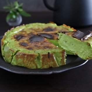 天空の抹茶🄬バスク風チーズケーキ(生菓子)
