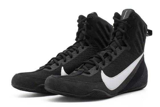 NIKE��machomai���ʥܥ����󥰥��塼����