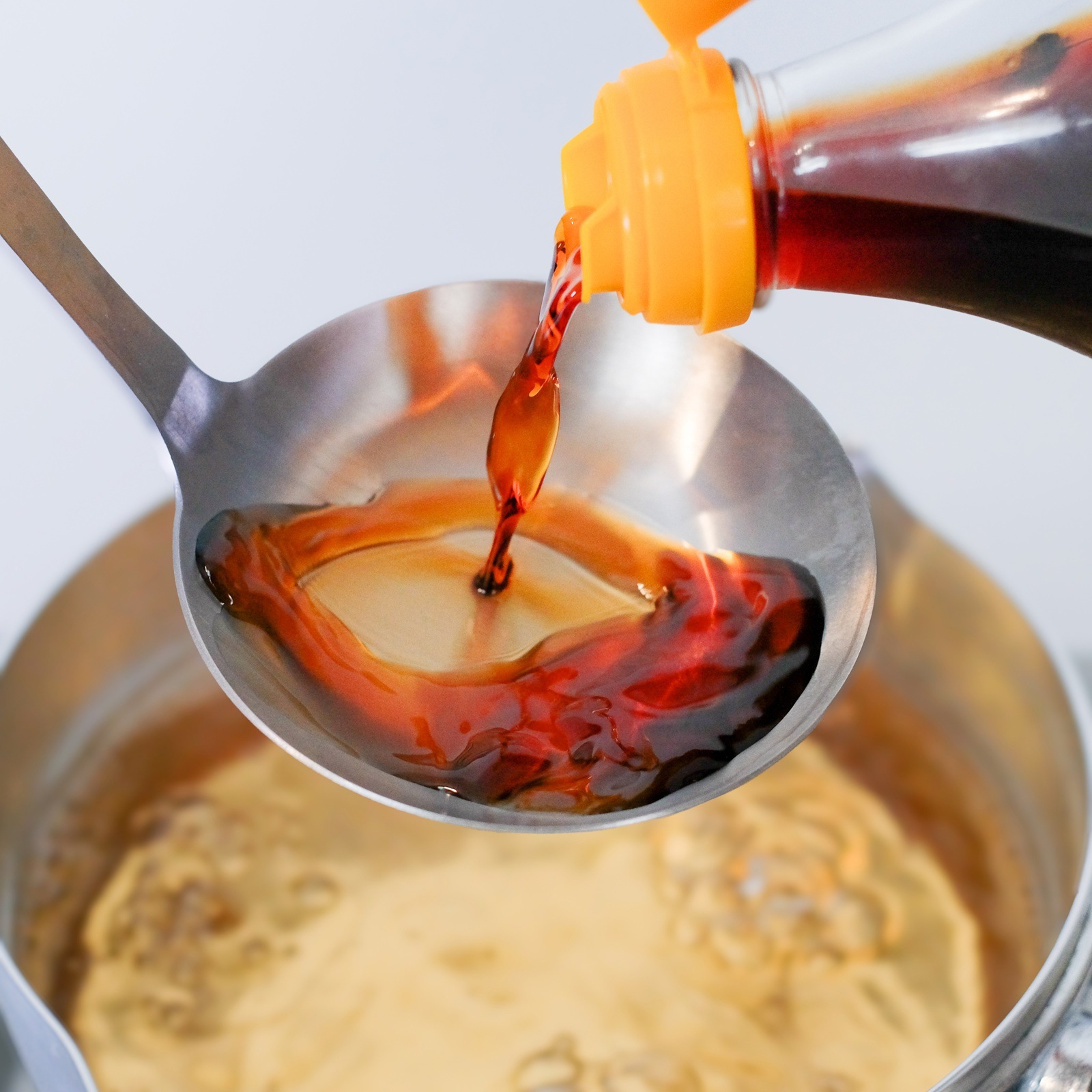 カトレアホワイト醤油（360ml）