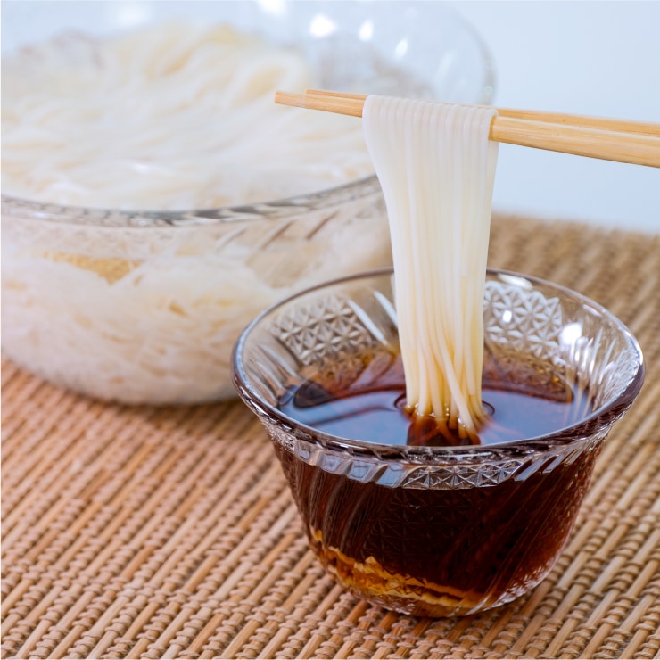 つゆ（1.8L） | 醤油,つゆ | フジヨシ醤油株式会社