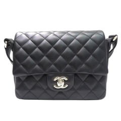 CHANEL (シャネル) マトラッセ　フリルショルダー  ショルダーバッグ ブラック SG金具 ラムスキン 未使用品