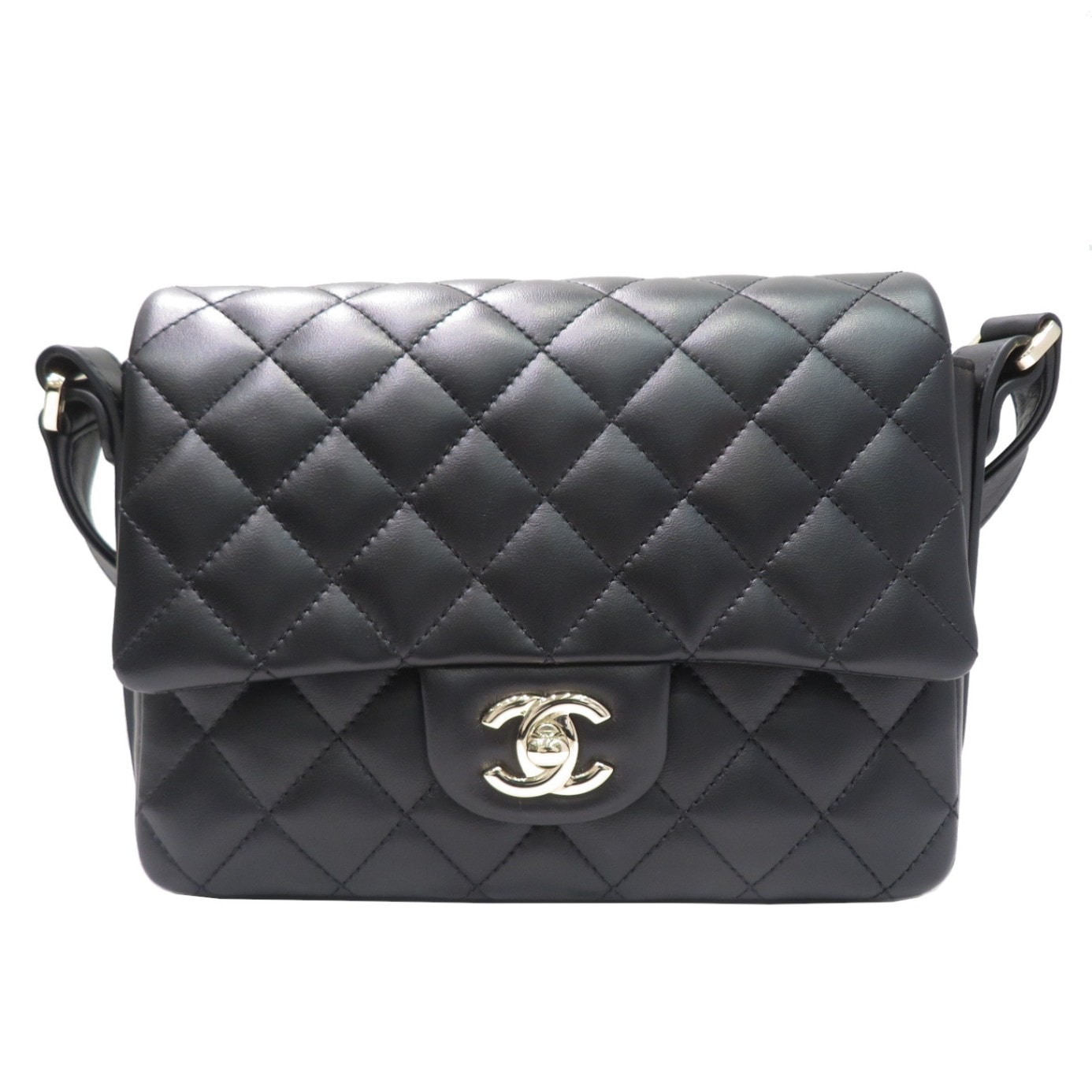 CHANEL (シャネル) マトラッセ フリルショルダー ショルダーバッグ 