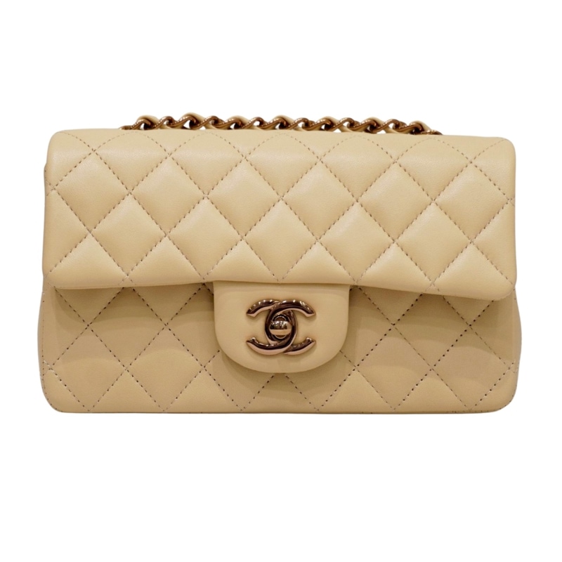 CHANEL(シャネル) ミニクラシックハンドバッグ A69900
