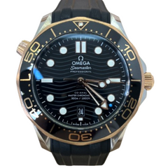 OMEGA(オメガ) シーマスター300 210.22.42.20.01.002 ブラック 2023年11月 ラグ傷 中古Ａ UG-397 (上野店)